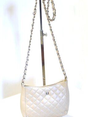 Eitenne Aigner Creme Quilted Crossbody Bag with Gold Hardware